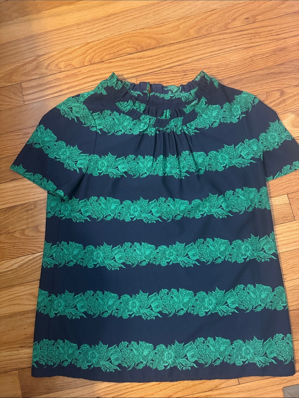 Green and Navy Folral  Stripe Short Sleeve Top from J Crew perfect condtion.